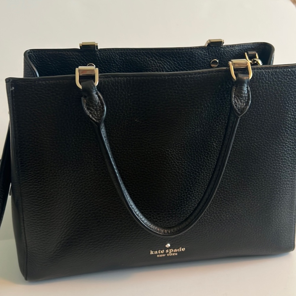 Kate Spade Black Crossbody Excellent gently used condition.